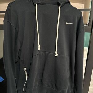 Black Nike hoodie #NikeHoodie #Black #y2k